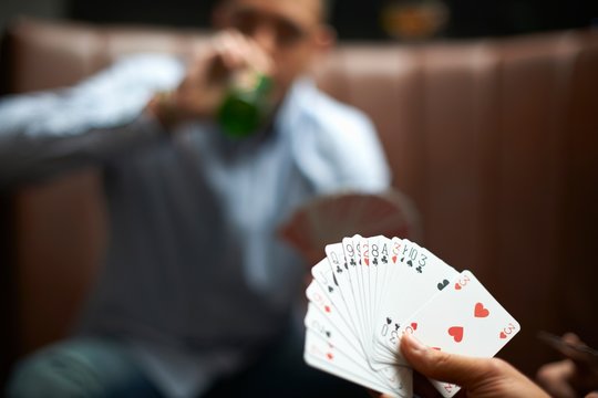 皇马与巴萨历史交锋回顾西甲豪门恩怨对决精彩纷呈